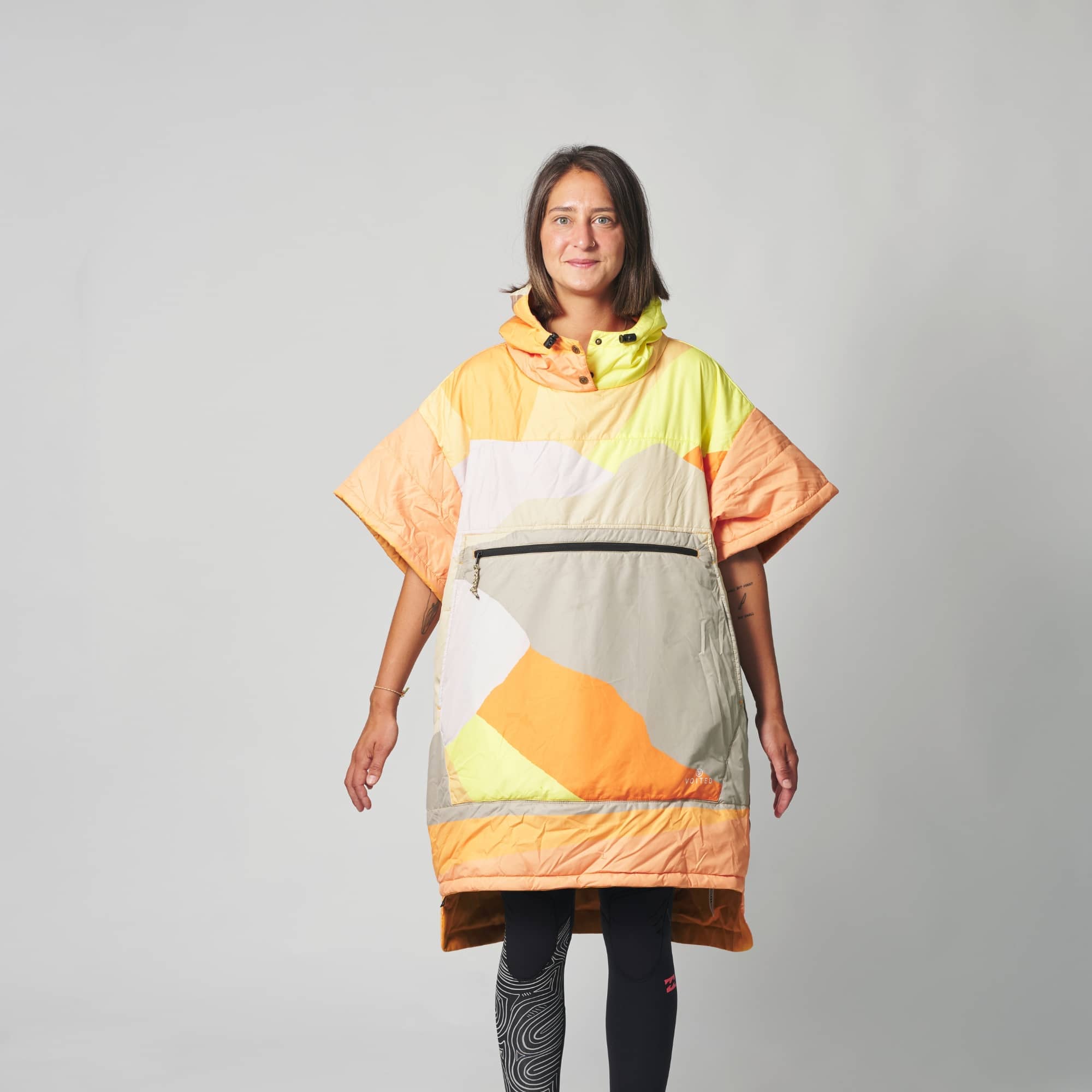 Poncho_MarshGrey_Sunscape_Front.jpg